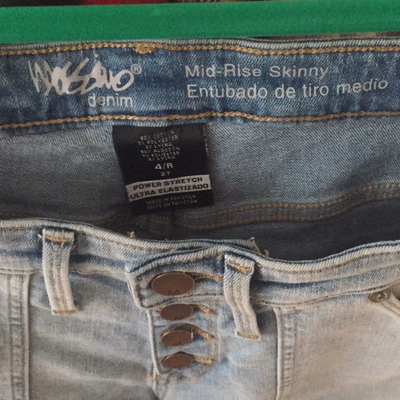 Mid Rise Skinny Jeans - Picture 2 of 4